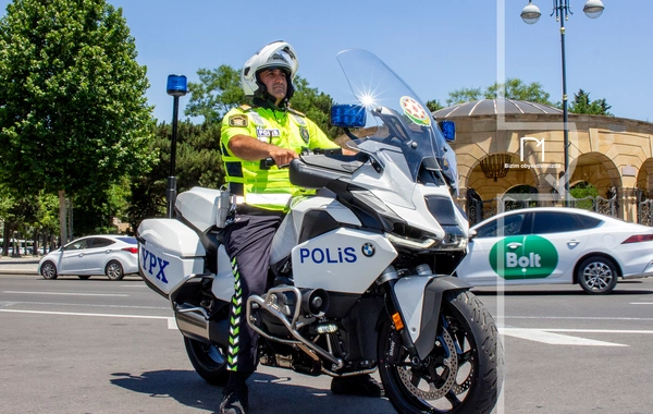 Polis Günündə də post başında – Bakının küçələrindən diqqətçəkən FOTOLAR