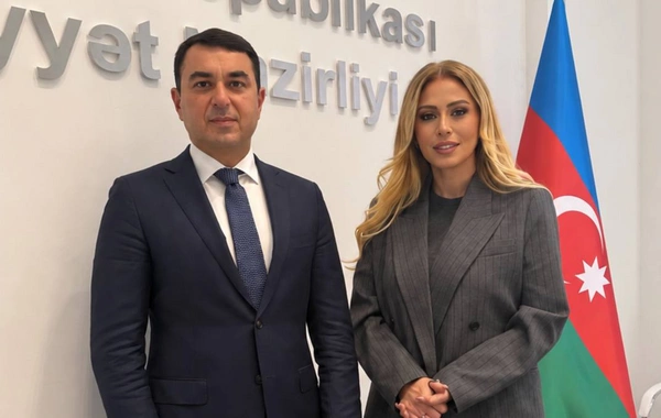 Nazir Roza Zərgərlini qəbul etdi