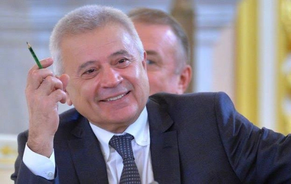 Vahid Ələkbərov Forbesdə BİRİNCİ