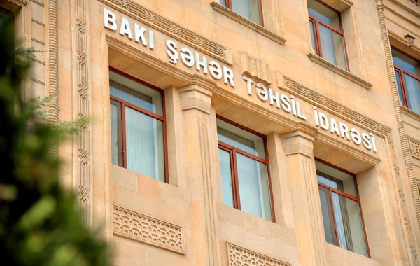 BŞTİ məktəbdə qızlar üçün olan sanitar qovşağın qapısının olmaması iddialarına aydınlıq gətirib