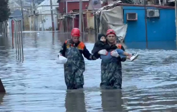 FHN su basmış ərazilərdən 454 nəfəri təxliyə edib