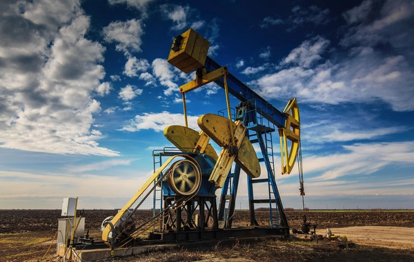 Azərbaycan nefti 2 dollardan çox bahalaşıb