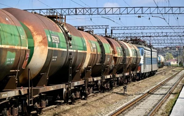 Азербайджан сегодня отправит в Армению 22 вагона с дизтопливом