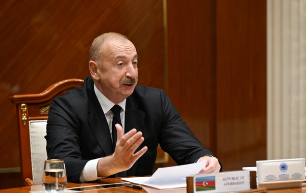 İlham Əliyev: Türkmənistan və Azərbaycan iki qardaş ölkə kimi bundan sonra da çiyin-çiyinə irəli gedəcək