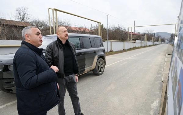 Prezident İlham Əliyev Ağdərə rayonunun Aşağı Oratağ kəndində görülmüş işlərlə tanış olub