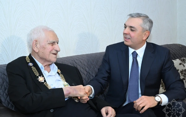 Xalq şairi Nəriman Həsənzadəyə "Heydər Əliyev" ordeni təqdim edilib