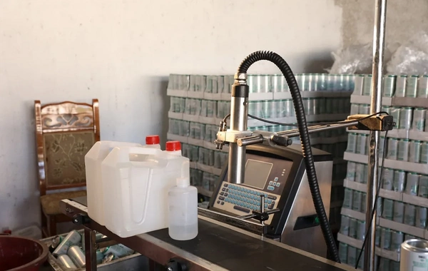 Bakıda son istifadə tarixi dəyişdirilmiş 49 mindən çox içki məhsulu müsadirə olunub