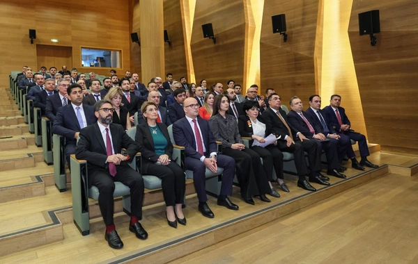 SOCAR Heydər Əliyevin anadan olmasının 103-cü ildönümü münasibətilə tədbir keçirib