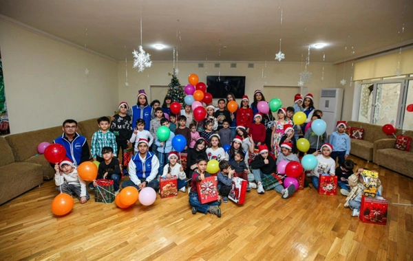 Leyla Əliyevanın təşəbbüsü ilə bir sıra uşaq müəssisələrində Yeni il tədbiri keçirilib