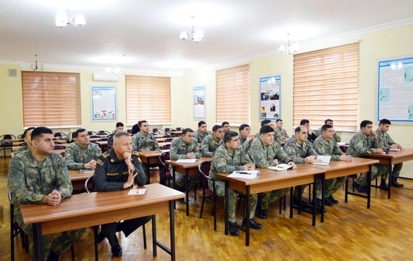 В Баку прошел курс Мобильной тренинговой группы НАТО