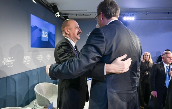 Prezident Davosda "Avrasiyanın iqtisadi özünəməxsusluğunun müəyyənləşdirilməsi" mövzusunda panel iclasında iştirak edib