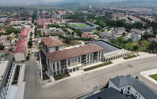Prezident İlham Əliyev "Xankəndi" hotelinin açılışında iştirak edib