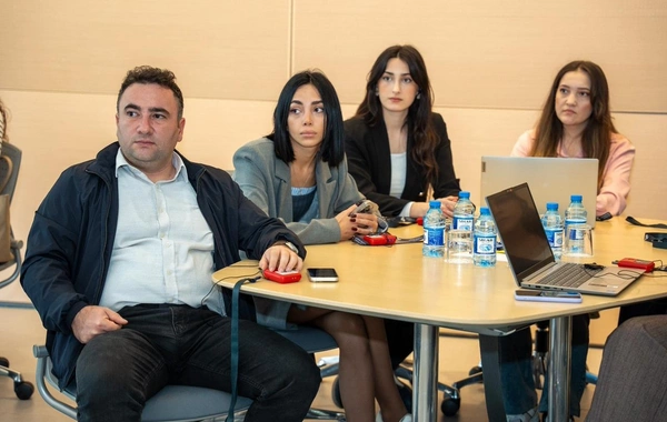"Süni intellektin mediada tətbiqi" mövzusunda seminarlara başlanılıb "Süni intellektin mediada tətbiqi" mövzusunda seminarlara başlanılıb