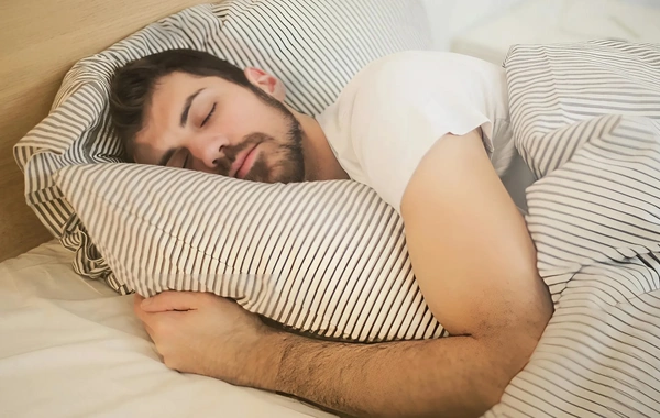 Yuxunun bədən çəkisinə təsiri - Həkimdən XƏBƏRDARLIQ