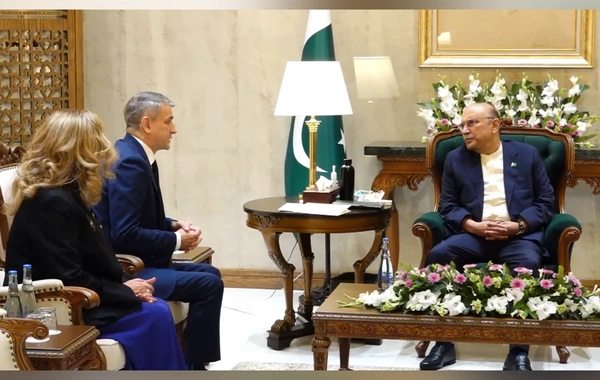 Azərbaycanın səfiri Pakistan Prezidentinə etimadnaməsini təqdim edib