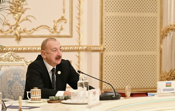 Ильхам Алиев выступил на заседании Совета глав государств СНГ в узком составе в Душанбе