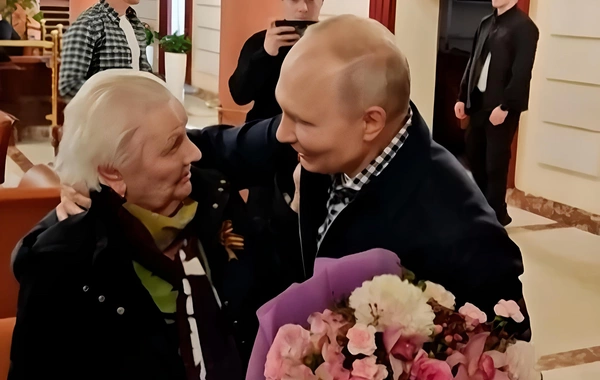Rusiya prezidentindən alman dili müəlliminə JEST