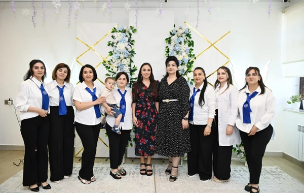 Leyla Əliyeva Şəkidə Uşaq evi sosial xidmət müəssisəsinin sakinləri ilə görüşüb