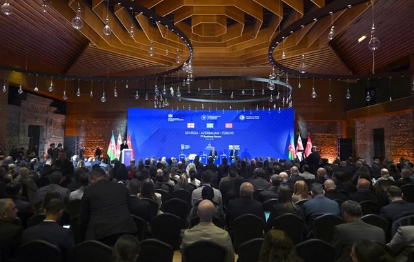 Azərbaycan-Türkiyə-Gürcüstan biznes forumunda MÜHÜM MÜZAKİRƏLƏR