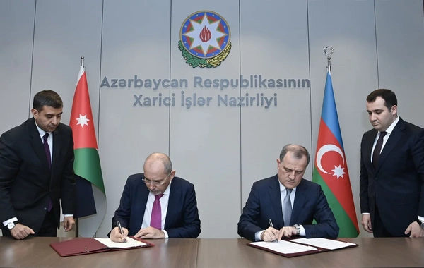 Azərbaycan və İordaniya XİN başçıları geniştərkibli görüş keçirib