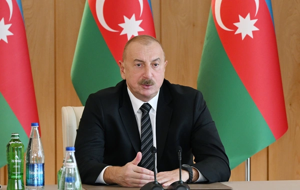 Президент Азербайджана и премьер-министр Венгрии выступили с заявлениями для прессы