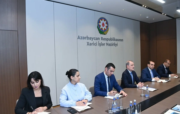 Ceyhun Bayramov Bağdad Amreyevin rəhbərlik etdiyi nümayəndə heyətini qəbul edib