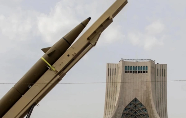 İran bütün regionu qaranlığa qərq etməklə hədələdi