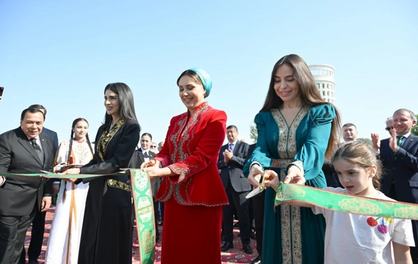 Aşqabadda MAMA "Ana təbiət" beynəlxalq incəsənət sərgisi açılıb