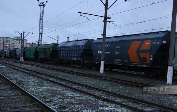 Ermənistana Rusiya taxılı daşıyan yük qatarı Xırdalan Dəmiryol Stansiyasından yola düşür