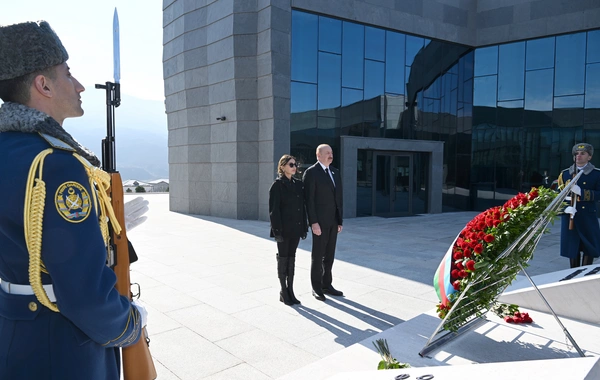 Prezident İlham Əliyev Xocalı Soyqırımı Memorialının açılışında iştirak edib