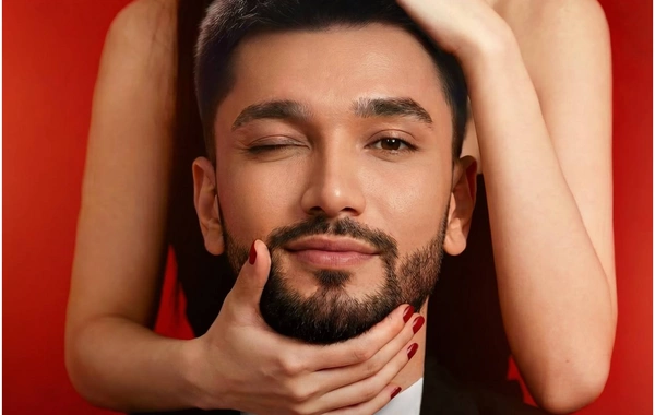 Xalq artisti sevənlərinə Yenə bir gün hədiyyə etdi