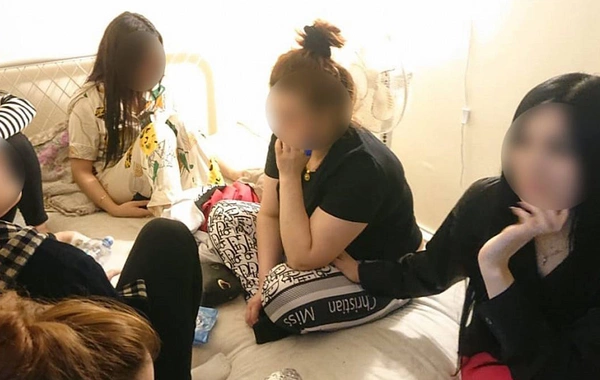 Rusiyada əxlaqsızlıq yuvasına basqın - ANBAAN GÖRÜNTÜLƏR