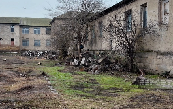 Salyanda iki kəndin məktəbi qəzalı vəziyyətə düşüb, yeni binanın inşasına qərar verilib