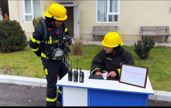 Nazirlik xəstəxanada təlim keçirdi