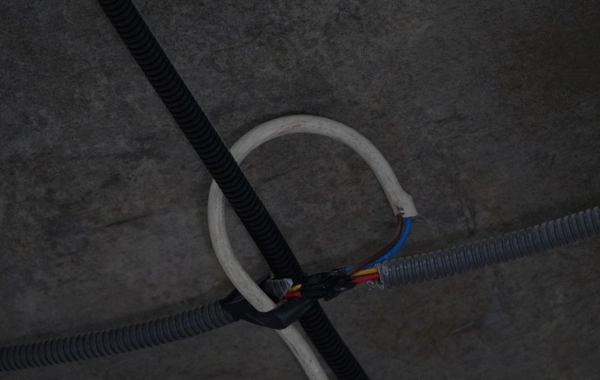 "Omid"in bir mağazasının fəaliyyəti qismən MƏHDUDLAŞDIRILIB