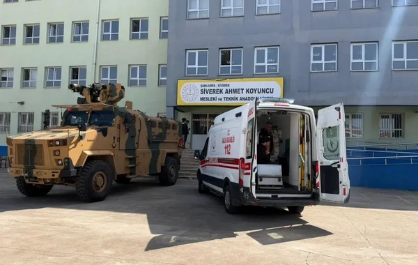 Şanlıurfada lisey qarşısında silahlı insident – 7 nəfər yaralanıb