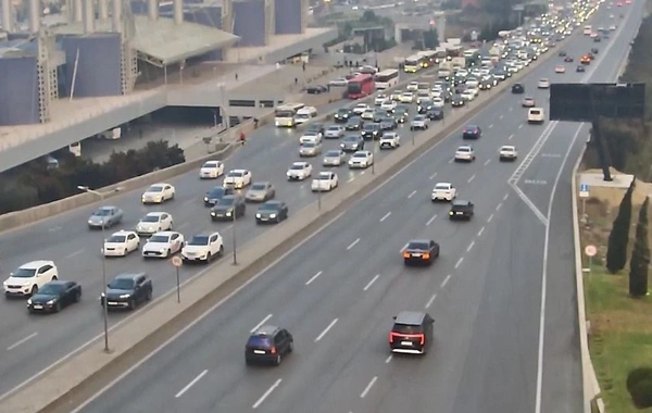 Bakıda bu yollarda tıxac var