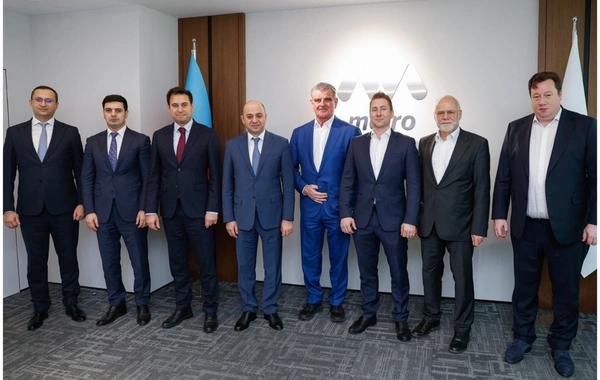 Bakı metrosu Stadler Rail Groupla 300 yeni vaqon alınmasını müzakirə edib