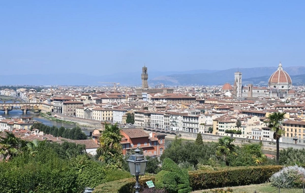 Florensiyada açıq havada yemək QADAĞAN EDİLİR