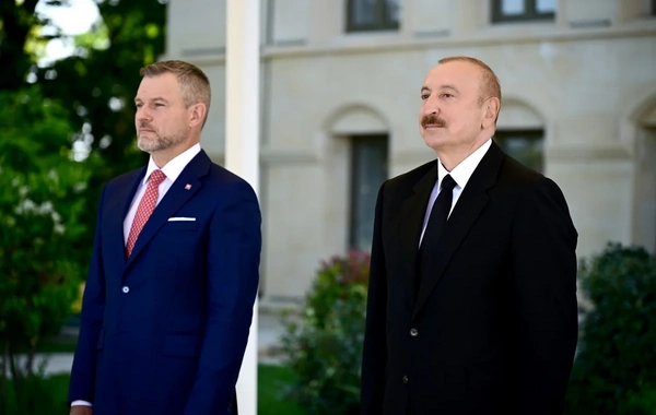 In Shusha, the official welcoming ceremony for Peter Pellegrini was held