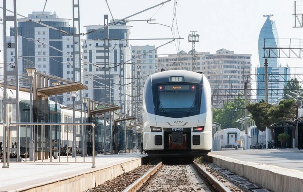Azərbaycanda qatarlar daha sürətlə nə vaxt hərəkət edəcək? - Açıqlama