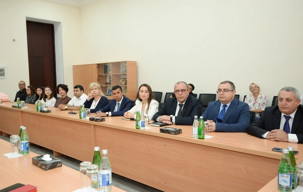 Türkiyə-Azərbaycan Universitetinin ilk rektoru kollektivə təqdim olunub