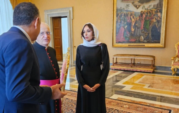 Birinci vitse-prezident Mehriban Əliyeva Roma Papası XIV Leo ilə görüşüb