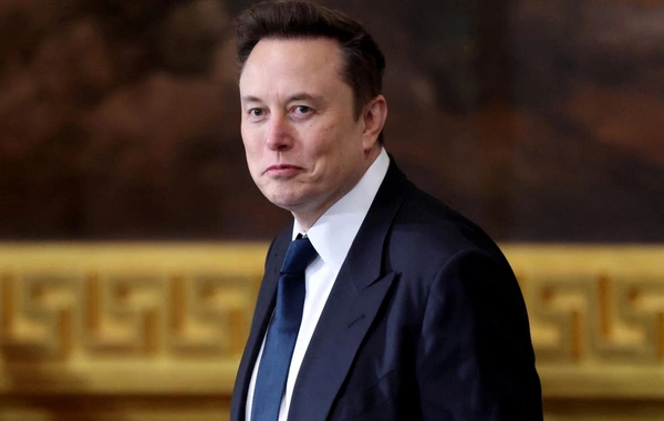 Elon Mask dünyanın ilk yarım trilyoneri oldu