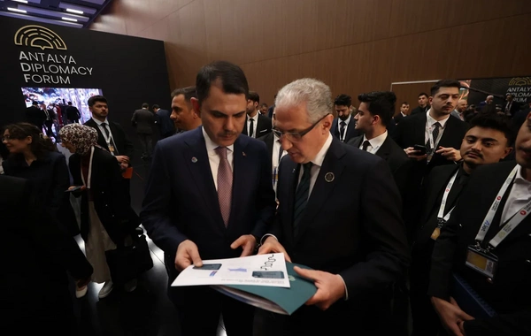 Muxtar Babayev COP31-in Prezidenti ilə görüşüb