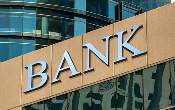 Azərbaycanda 4 bağlanmış bankın əmlakları hərraca çıxarılır