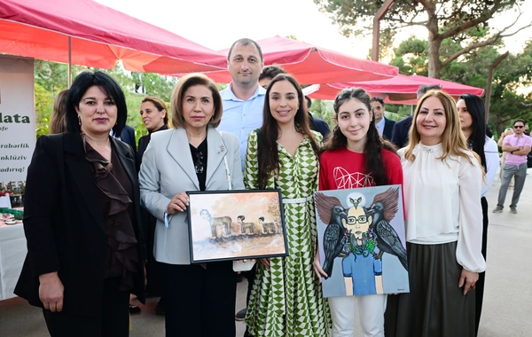 Leyla Əliyeva və Alona Əliyeva Xeyirxahlıq Festivalında iştirak ediblər