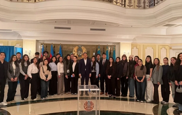 Qazaxıstanın Bakıdakı səfirliyində referendum üzrə səsvermə keçirilir