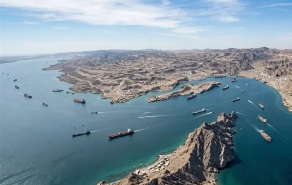 СМИ: Прекращение огня между США и Ираном вступит в силу после открытия Ормуза