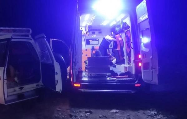 Kürdəmirdə avtomobil aşıb, beş nəfər xəsarət alıb